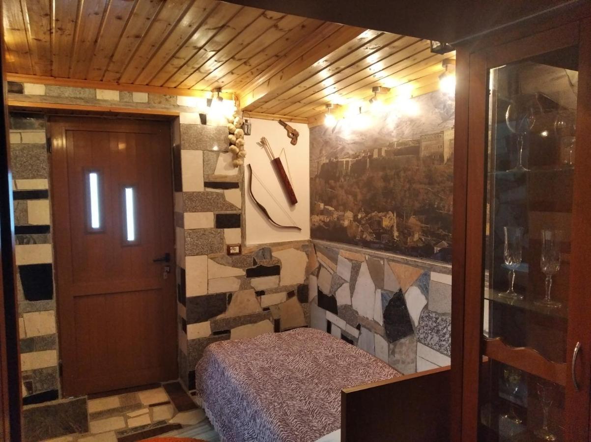 Gjirokastër Guest House Bake المظهر الخارجي الصورة