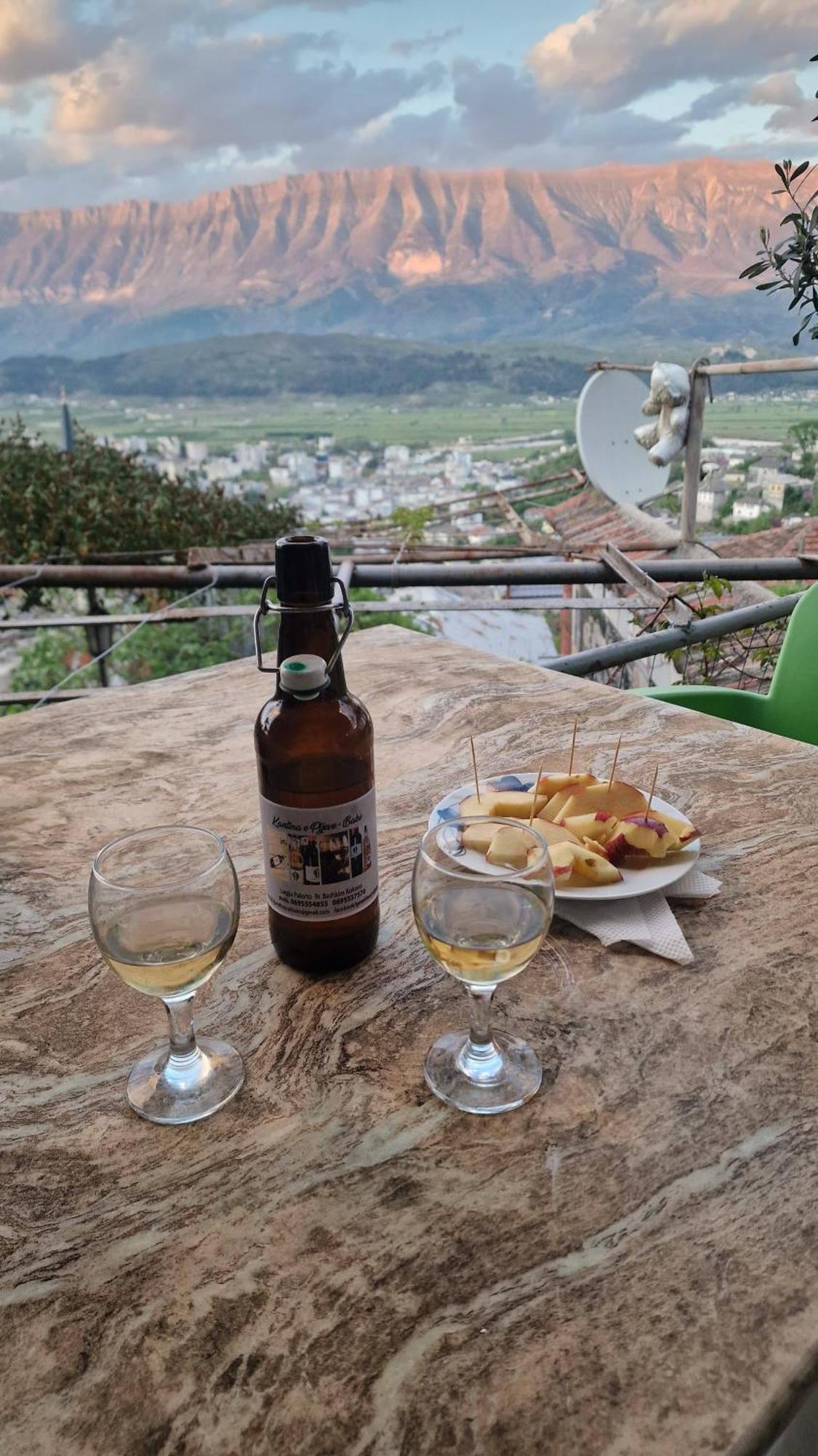 Gjirokastër Guest House Bake المظهر الخارجي الصورة