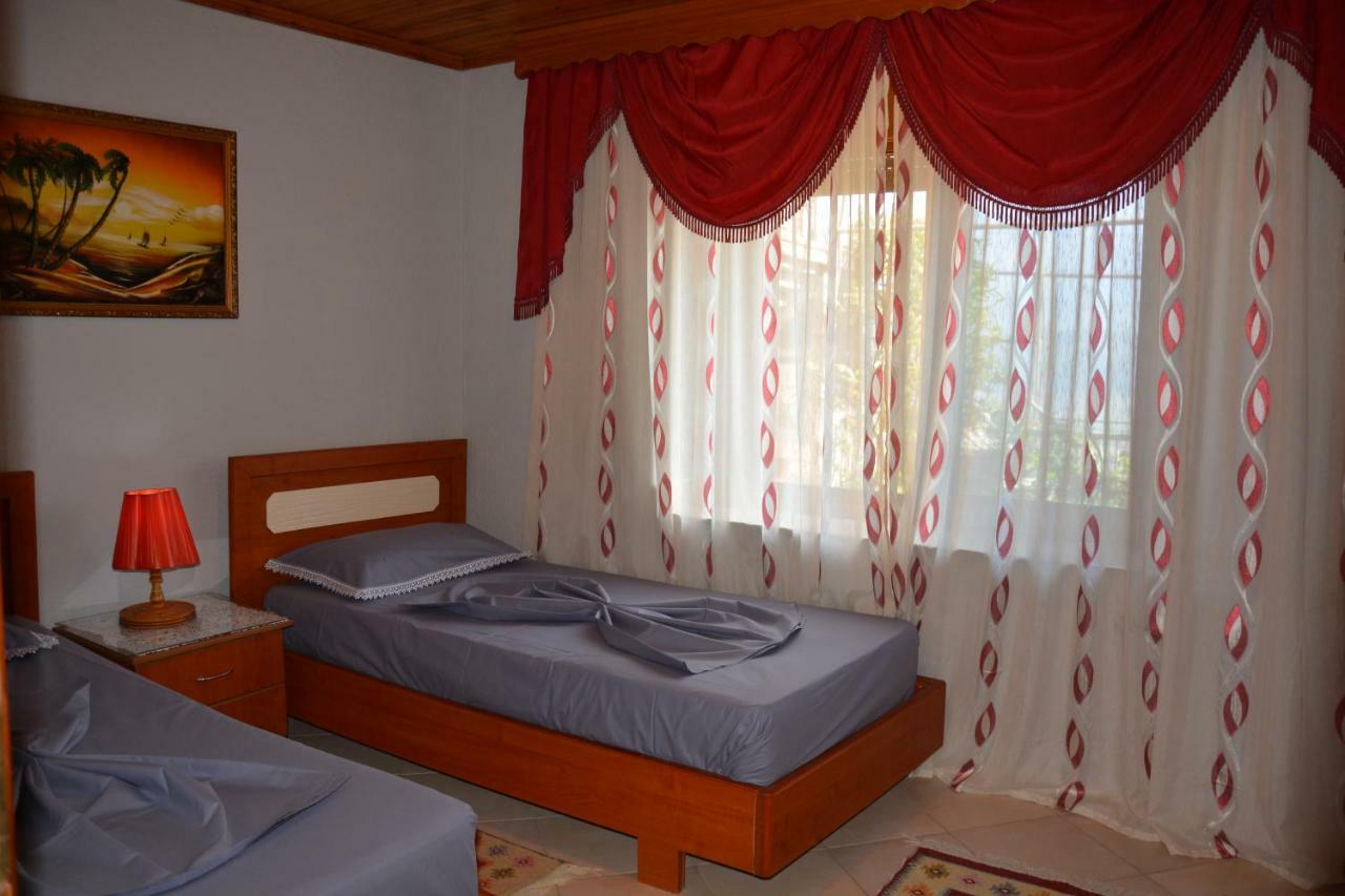Gjirokastër Guest House Bake المظهر الخارجي الصورة